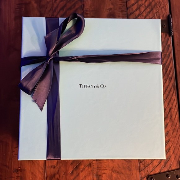 Tiffany and Co. Diamond Point square Frame. - Picture 7 of 7